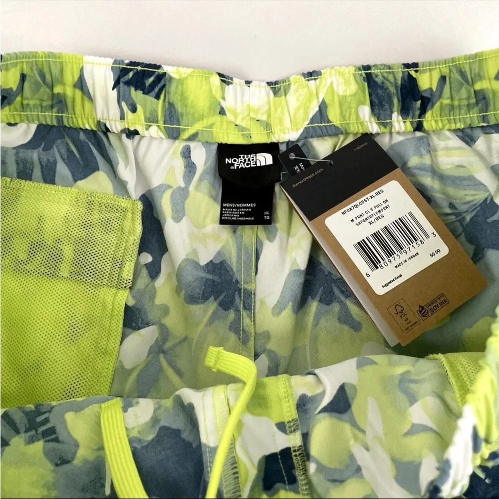 The North Face Class V Pull Green Tropical Floral Shorts Mens XL FlashDry‎ $50